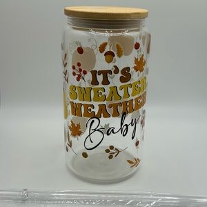 Glass Can Tumbler, 16 onzas, with bamboo Lid and Plastic Straw Included.